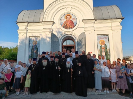 Митрополит Викентий возглавил вечернее богослужение в Свято-Димитриевском храме Троицка