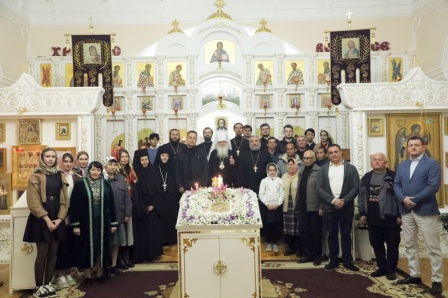 Впервые за 115 лет в джамбульском храме совершено Всенощное бдение с литией и акафистом архиерейским чином