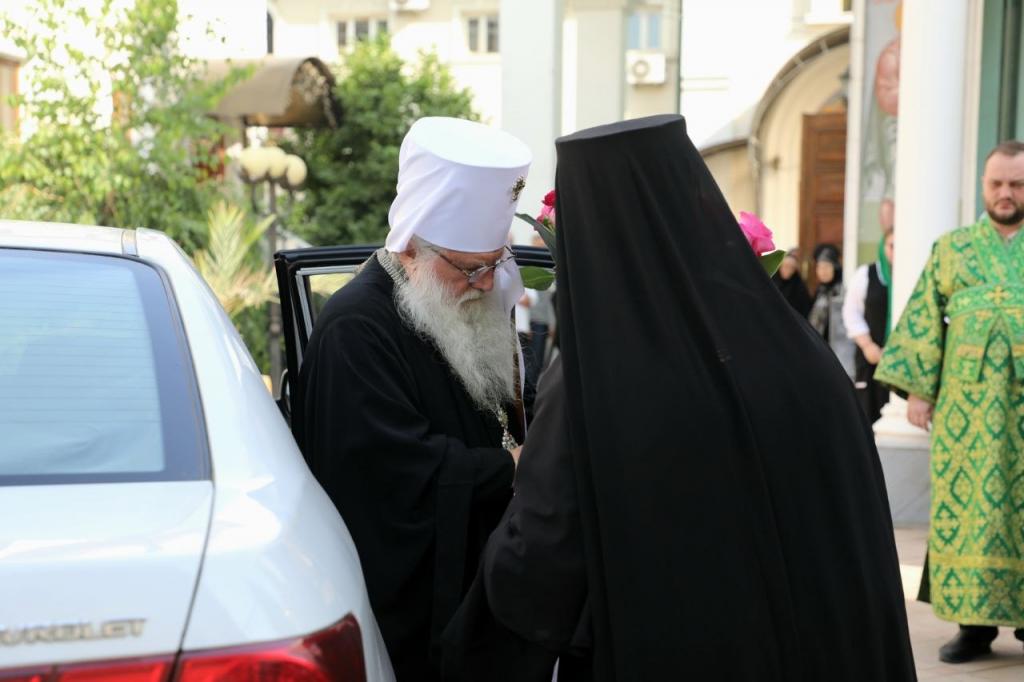 Своими талантами служить Богу и людям